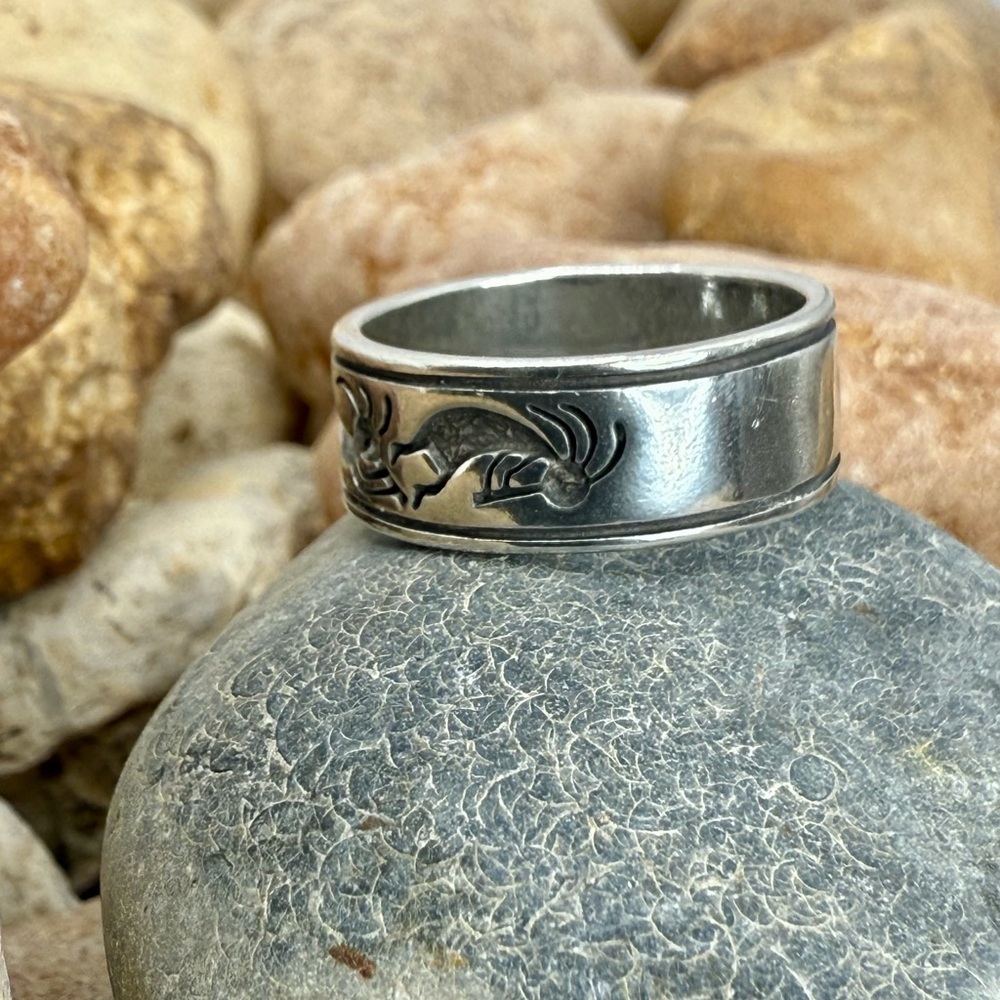 Vintage Shube’s Dakota West Sterling Silver Band Ring Size 7 Southwest Kokopelli - Picture 8 of 17